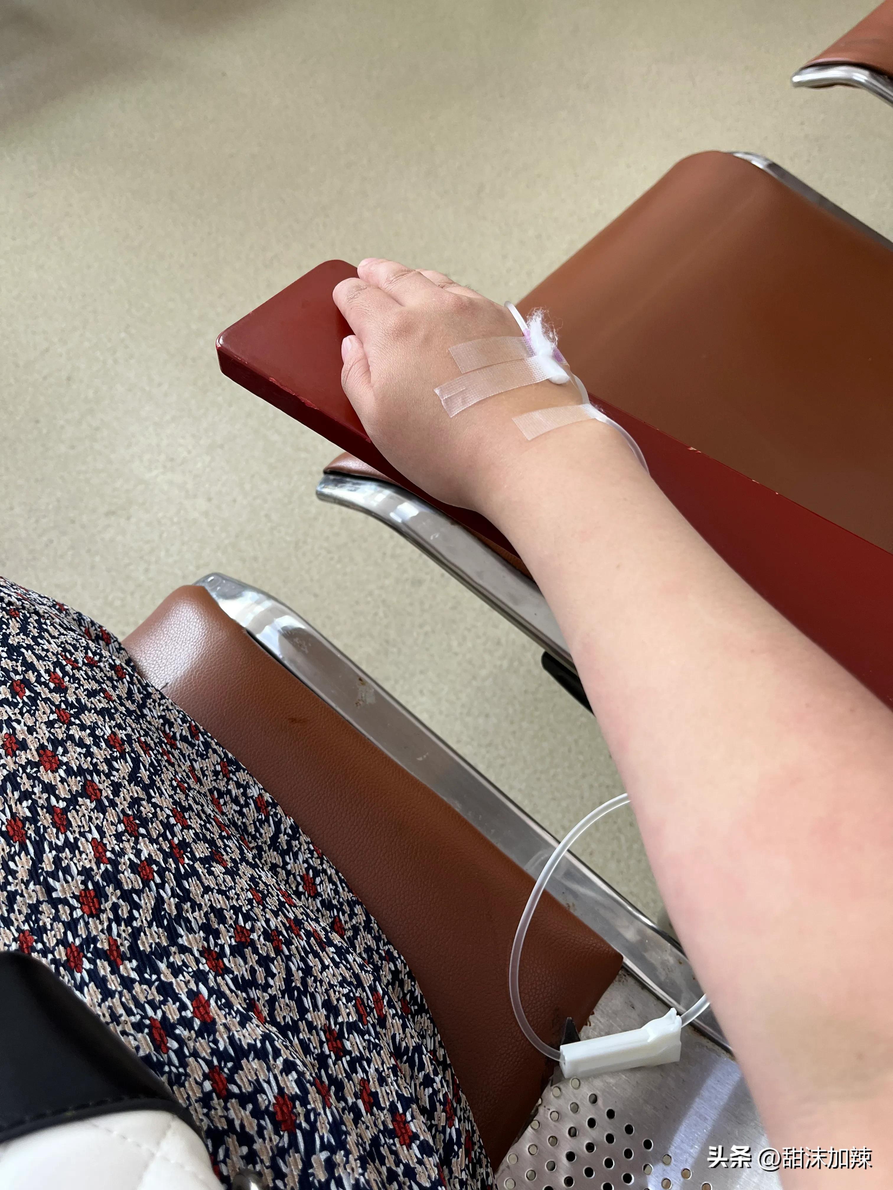 得了*麻疹荨**,因为没有住院床位,医生不给看病