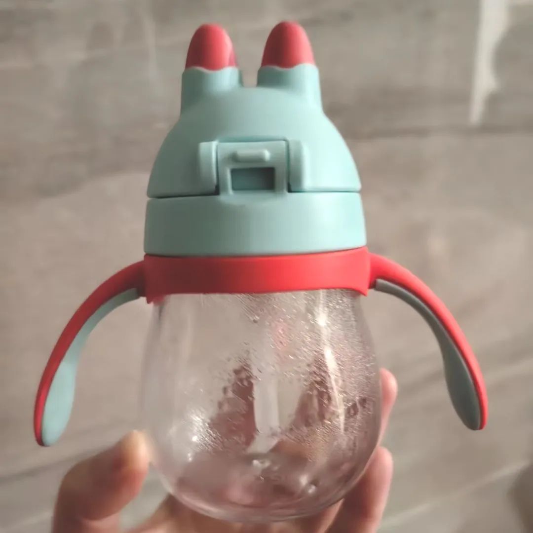 奶瓶5个月以上推荐,1到2岁宝宝学饮奶瓶