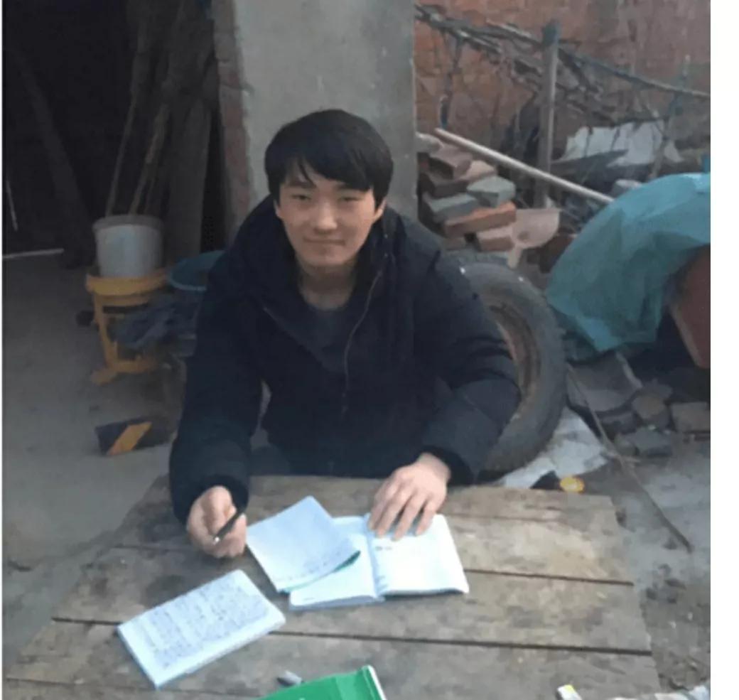 12年前高考故意考0分的人现状怎样,去年高考零分的那个人怎么样了