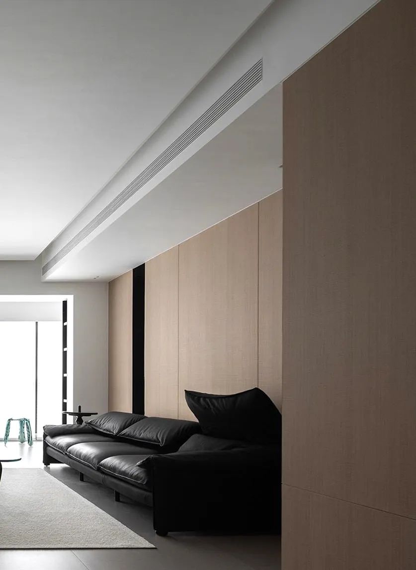 白色为主的客厅配什么颜色沙发图,客厅是白色的要选什么颜色的沙发