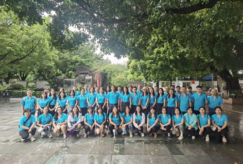 清风细雨润心田厚植廉洁固根基——白云山陈李济开展纪律教育月廉政基地参观活动