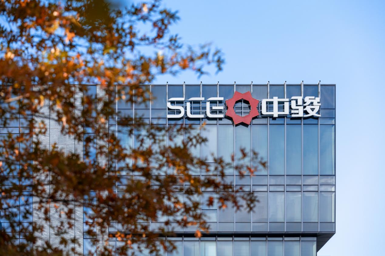 稳健发展李嘉诚,稳健发展持续创新