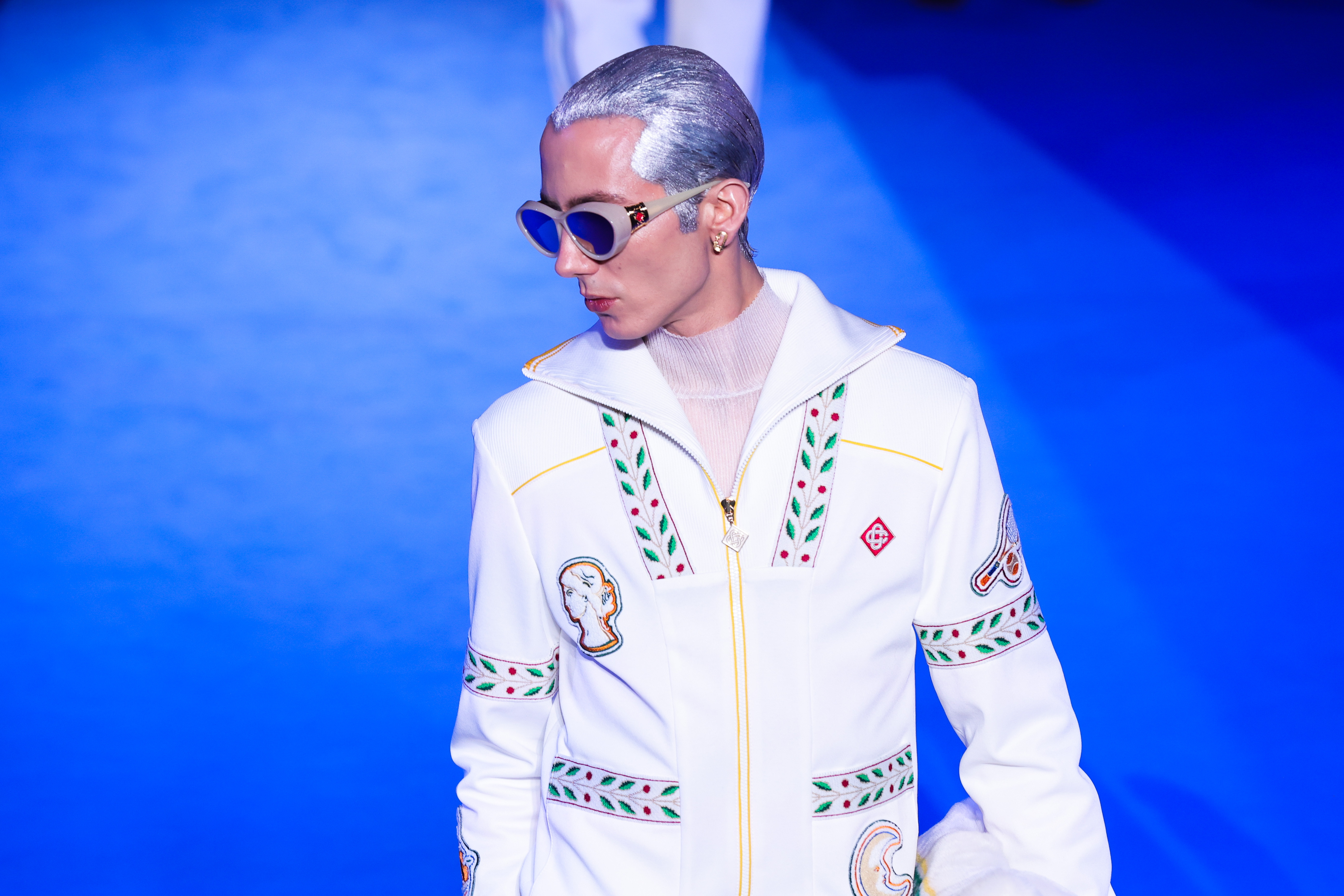 海外时装周2023米兰,巴黎时装周外国人