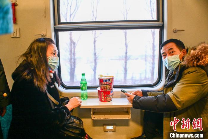 【冰雪春天】沈铁春运临客开行让旅客体验冰雪“慢文化”