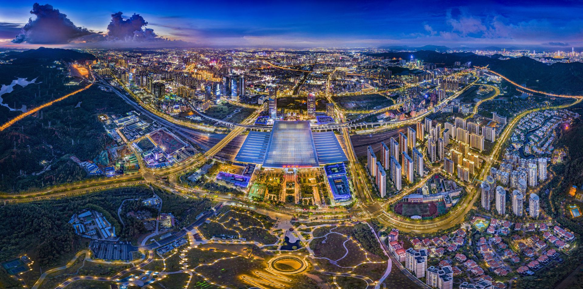 国内外行业巨头落子布局深圳何以成为新兴汽车重镇|深圳招商引资面面观③