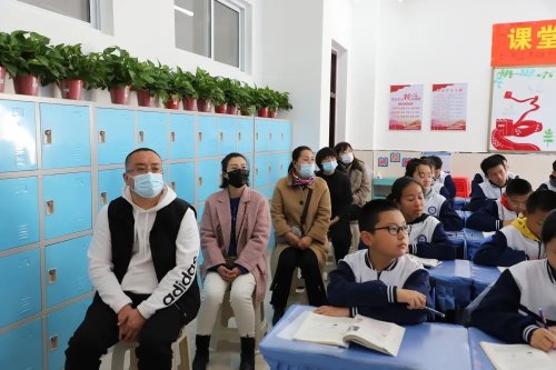 双减后初中你觉得轻松了吗,双减后孩子轻松了很多