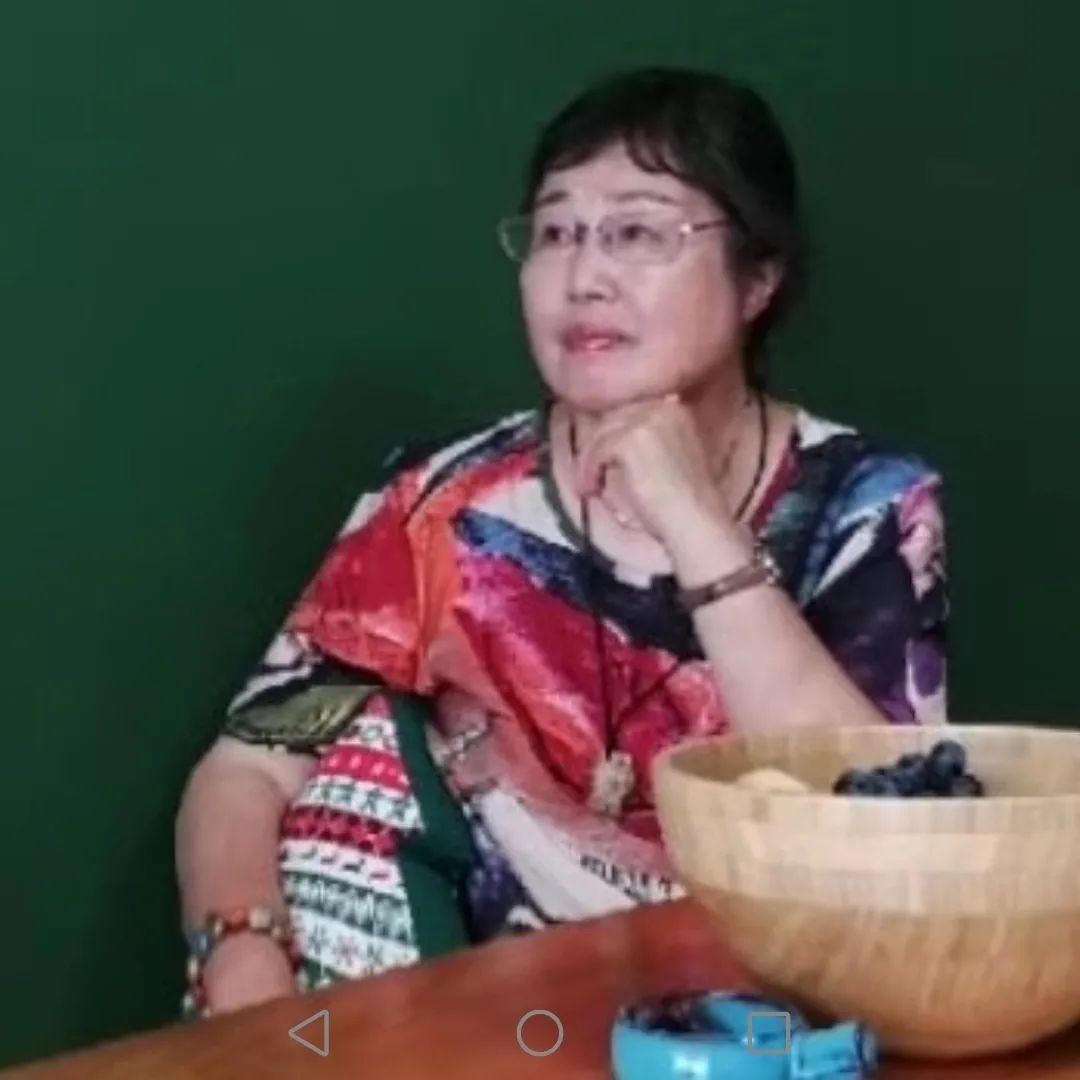 照相馆一代人的回忆,30年前照相馆拍摄都是满满的回忆