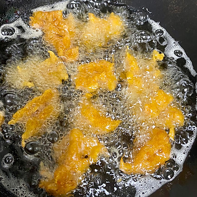 农家柿子饼软糯香甜,农家野生柿子饼