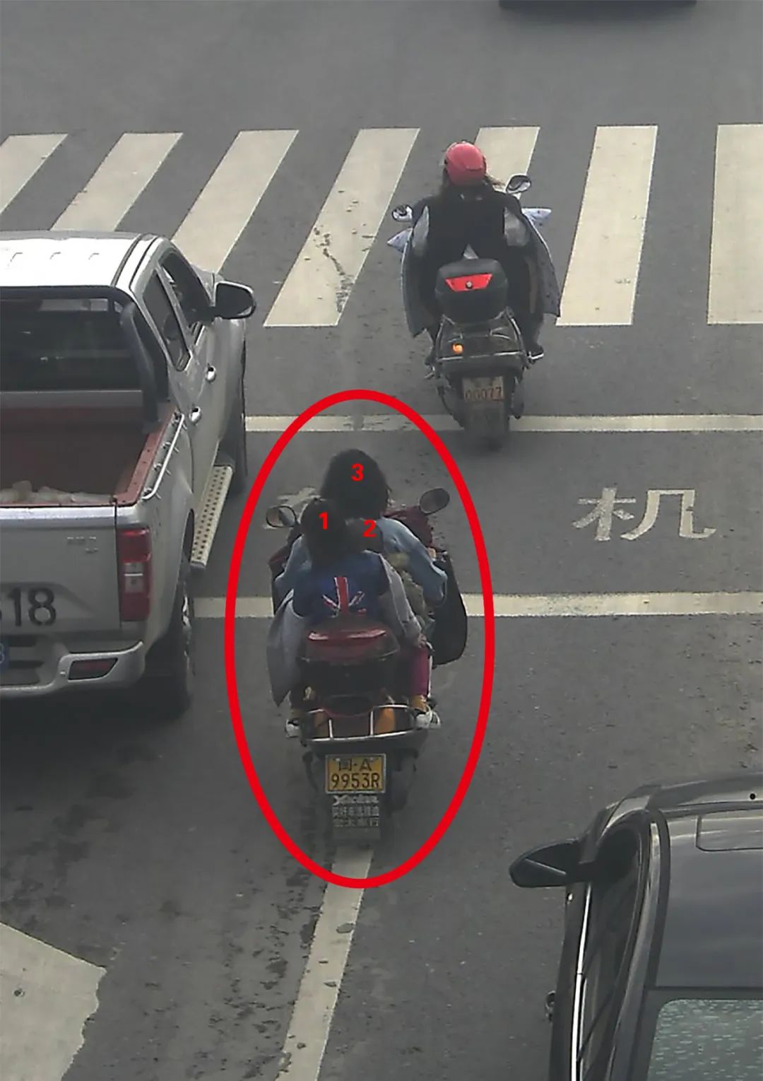 「交通曝光台」福清这些家长请长点心吧！骑二轮不能这样载孩子