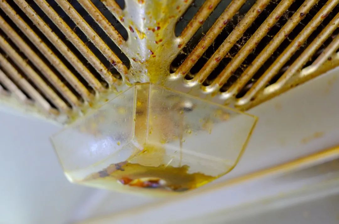 油烟机要买顶吸还是买侧吸,油烟机是买侧吸的还是买顶吸的