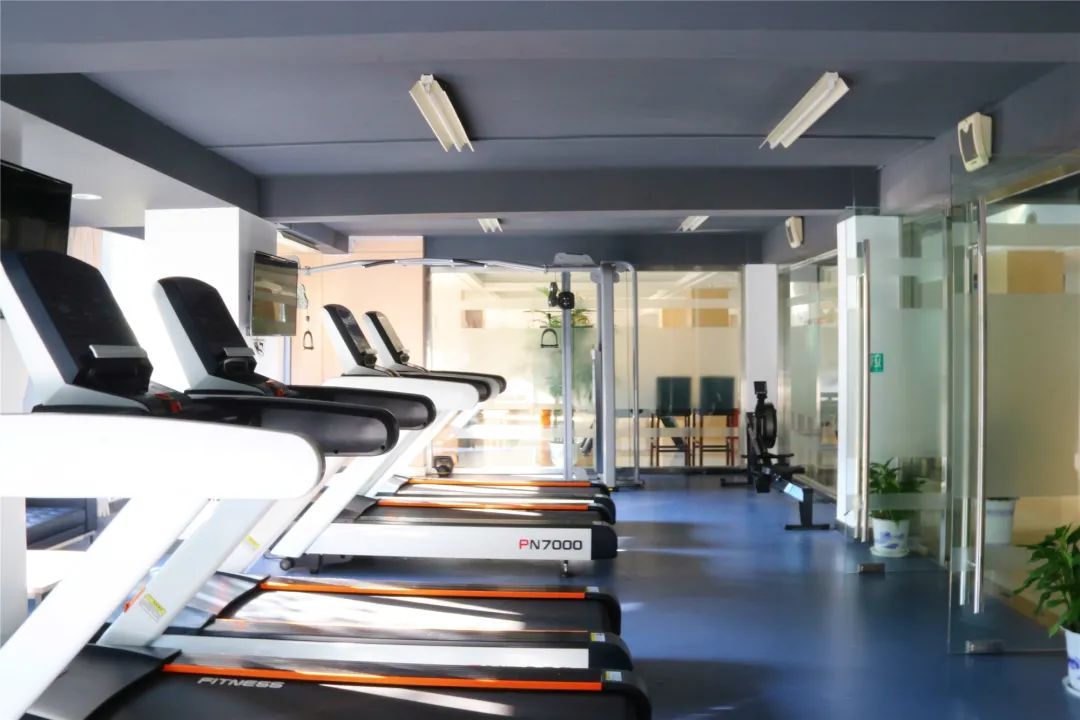 拎包入住精装现房单身公寓,拎包入住型单身公寓