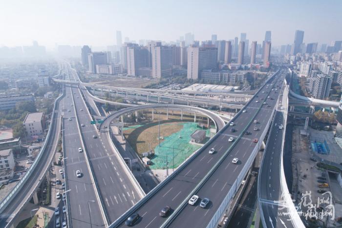 合肥城区商业升级,交通赋能