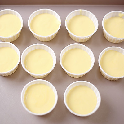 小纸杯奶油蛋糕的做法,奶油小纸杯蛋糕的简单做法