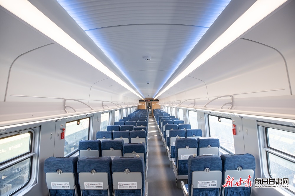 兰州铁路局复兴号,动车组绿巨人复兴号有了新家