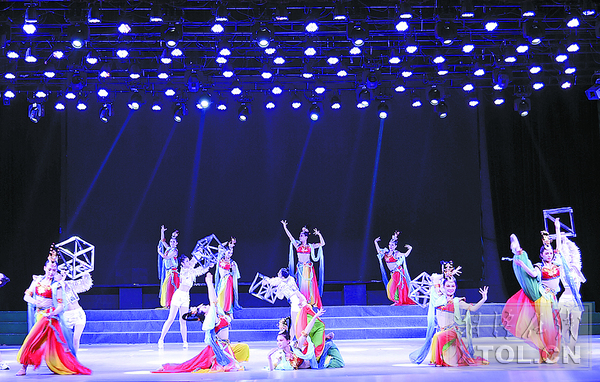 小学体育美育教育,学校增强体育美育工作总结