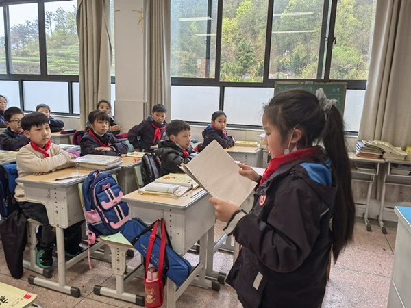 三联小学校春游,三年级共赴一场春天的约会任务单