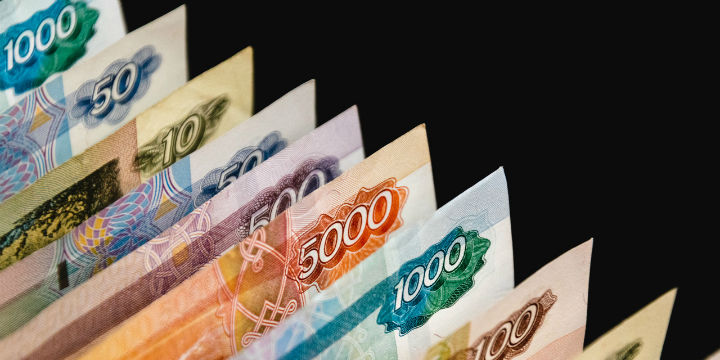 俄罗斯外汇储备卢布黄金,金融通怎么看国际金价和国内金价