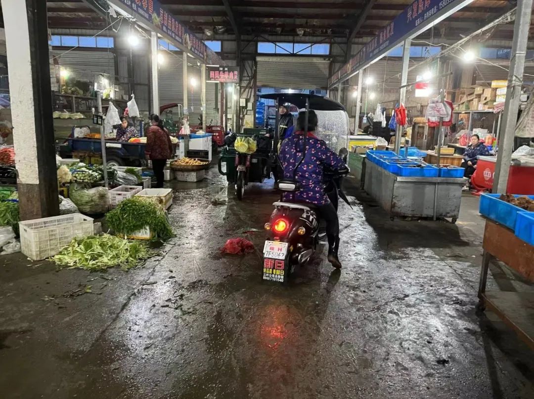 陷入婚姻漩涡,陷入家庭的泥潭不可自拔