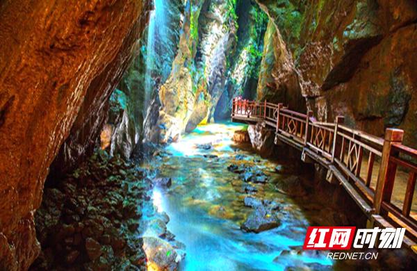 张家界春节旅游推荐路线,张家界春节旅游推荐路线图片