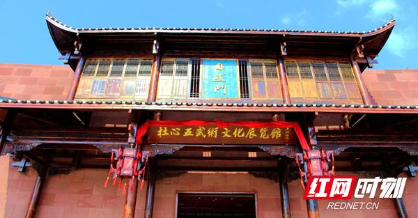 张家界春节旅游推荐路线,张家界春节旅游推荐路线图片