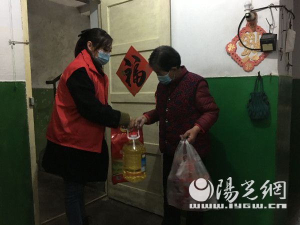 岐山县凤鸣镇五二三社区:“温暖代购”暖民心