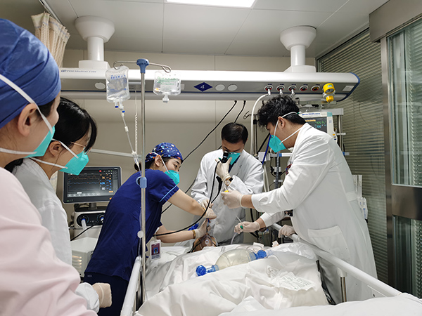 上海长征医院医务科,上海长征医院重症监护室