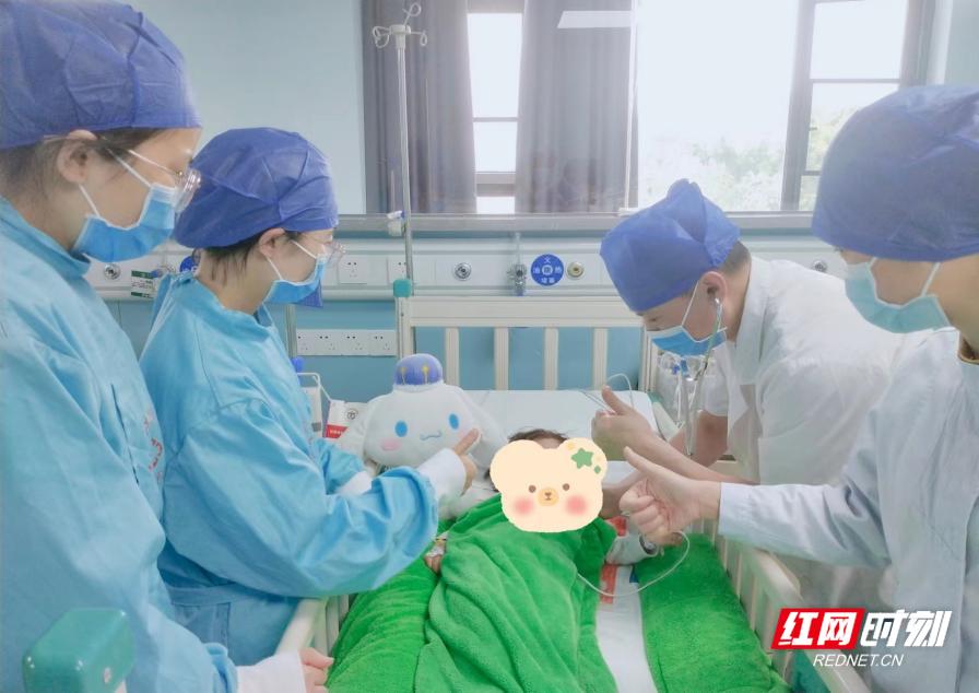 儿童腺病毒重症肺炎发烧第11天,小儿新冠高热不退怎么办