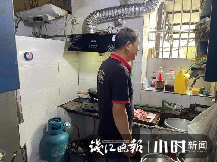 问企｜杭州开了23年的洗车行，疫情下生意少一大半，老板一位员工都没辞退，她靠什么撑