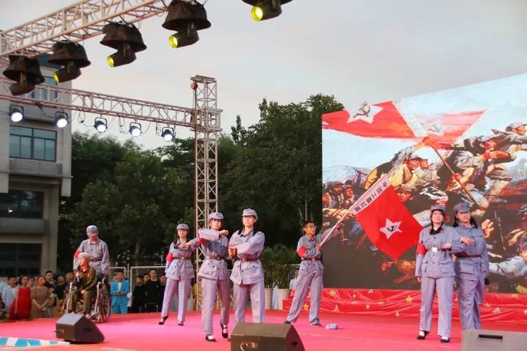 五秩芳华守初心自强不息铸辉煌｜德州五中举办2022年庆“六一”篝火晚会暨50周年校庆文艺演出