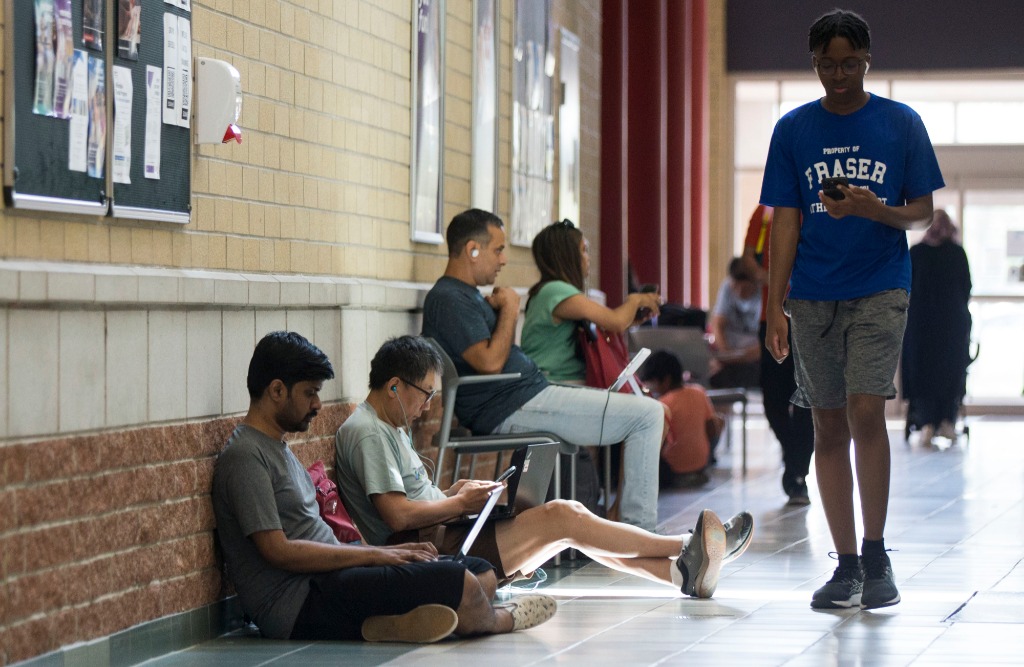 加拿大网络中断,加拿大无线网络运营商断网