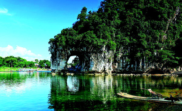 桂林人春节去哪里玩最好,桂林人去哪里旅游便宜又好玩