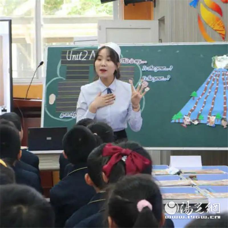 西安市浐灞32小：家门口的好学校