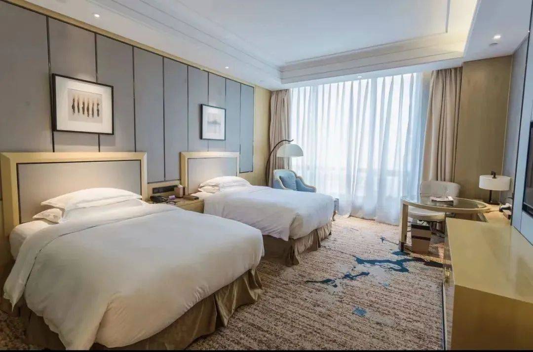 免费住宿活动多久,免费住酒店10天