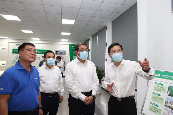 王立在枝江市调研时强调把抗旱减灾放在当前工作的突出位置全力以赴保供水保秋收保民生