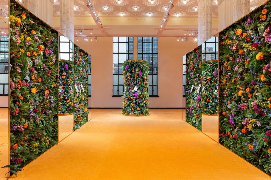 BVLGARI宝格丽EdenTheGardenofWonders奇境伊甸园高级珠宝系列于上海展览中心灿然盛放