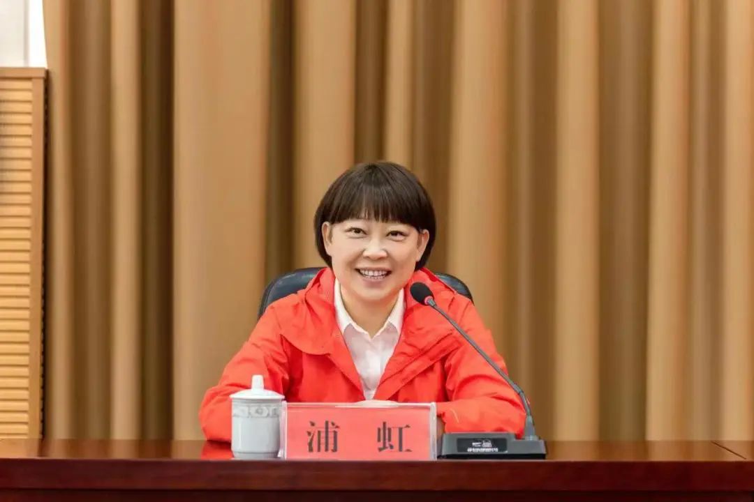 浦虹去拜访丽江传承人,丽江市浦虹