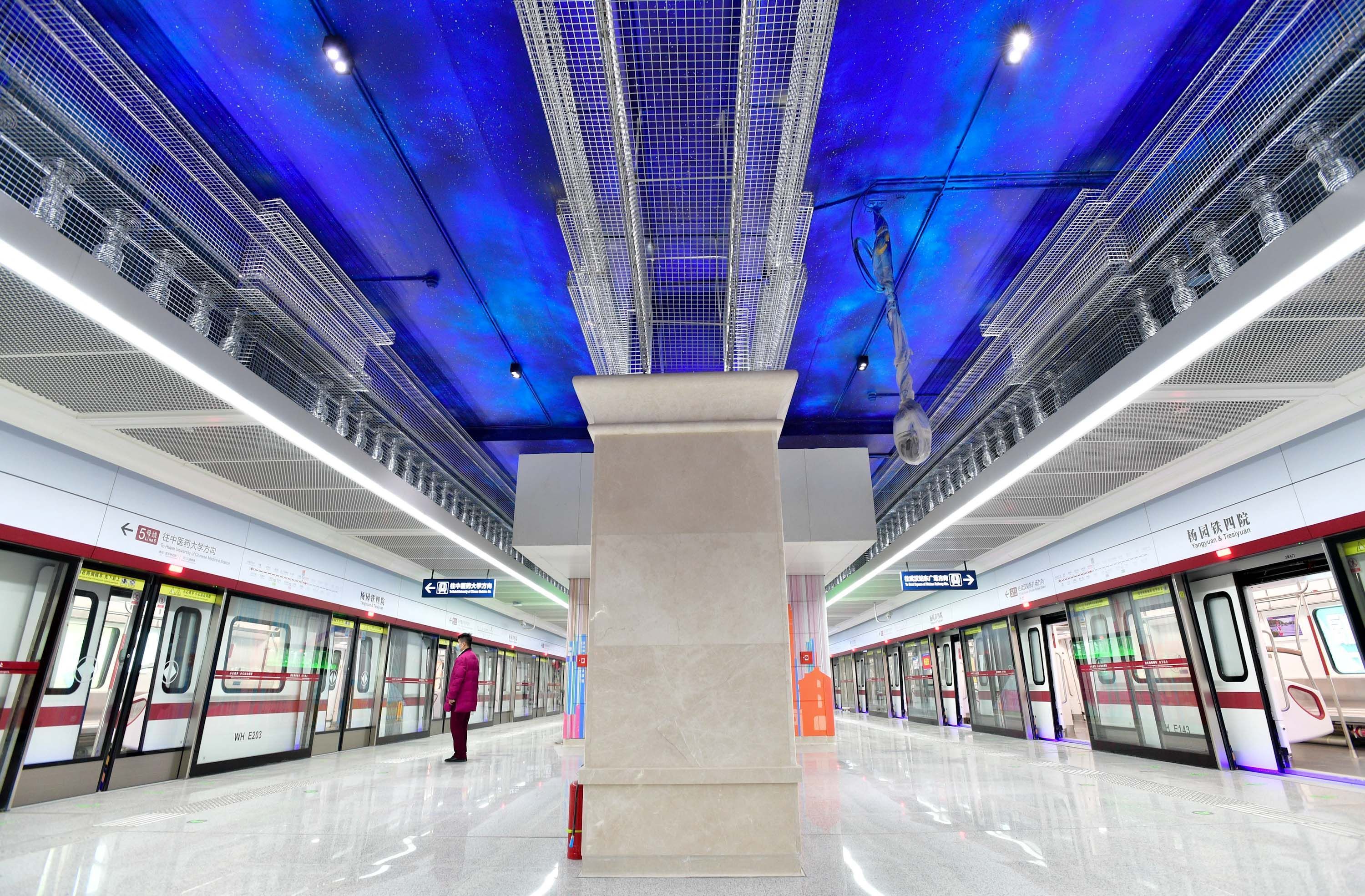 武汉这个区迈向全域地铁时代,武汉十年的发展