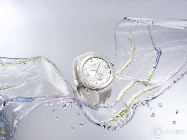 智能手表变手机,智能手表升级到太阳能新款