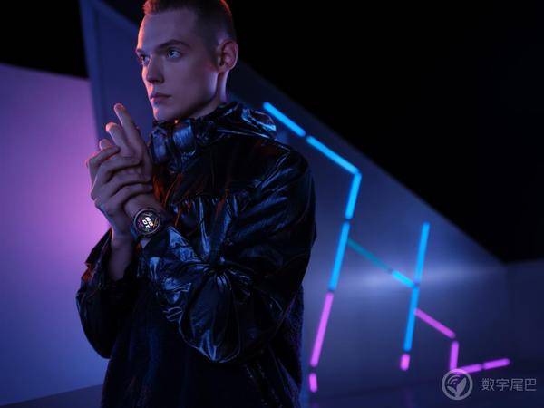 智能手表变手机,智能手表升级到太阳能新款