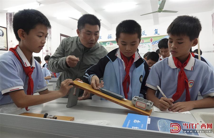 南宁市义务教育均衡发展,广西义务教育均衡基本条件