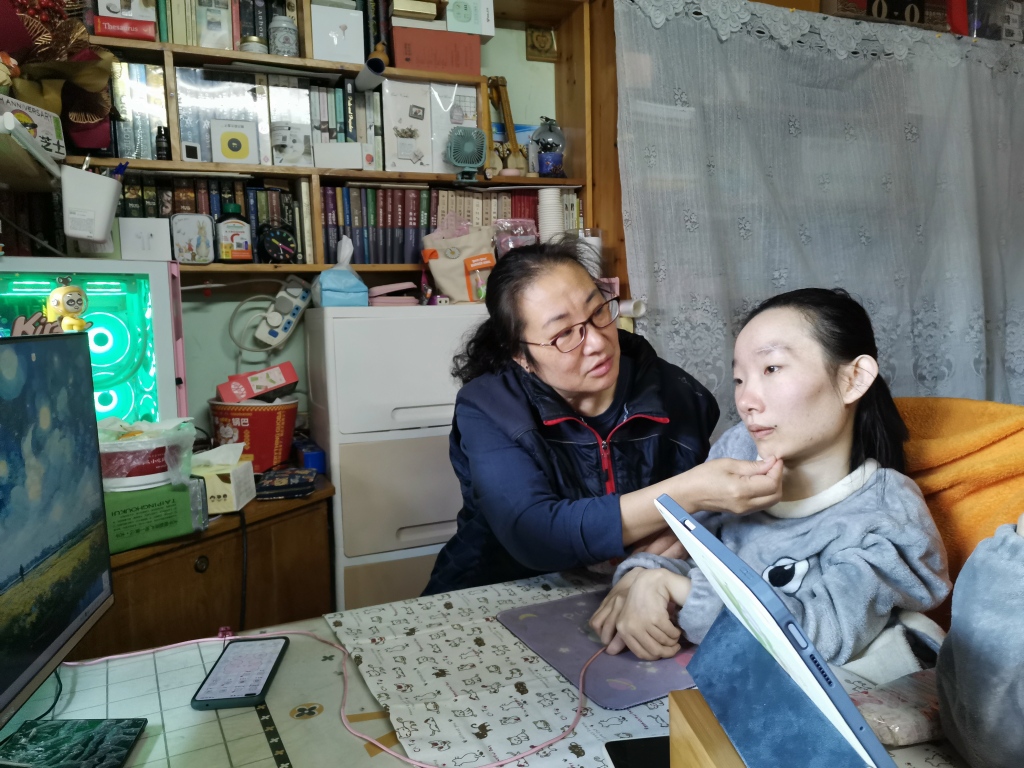 家人得了渐冻症你们怎样面对,青岛确诊渐冻症