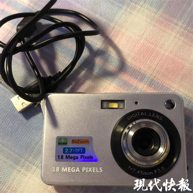 花大价钱买来的卡竟然是假的,花正品的钱买到了卡贴机