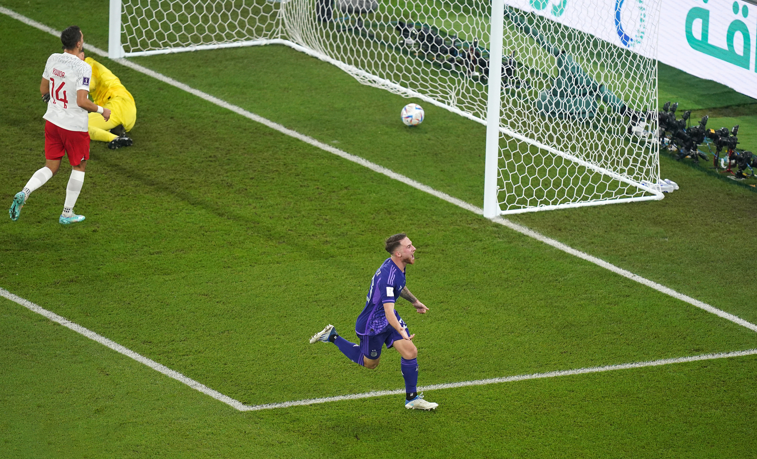 阿根廷队每个人都在成就梅西,阿根廷队每个队员都在为梅西圆梦