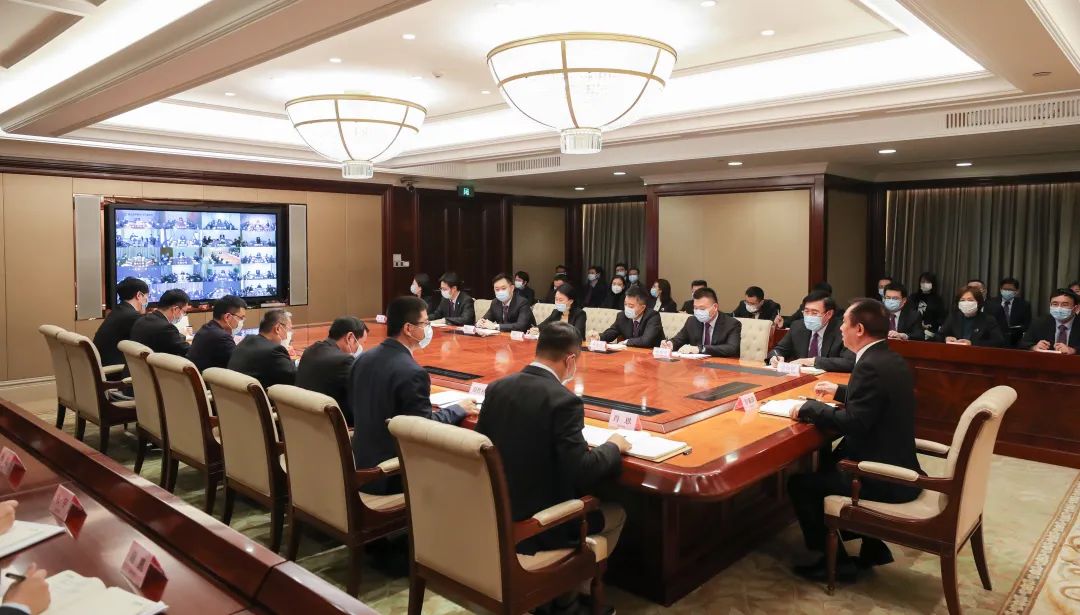 刚刚，恒大开会！许家印现身主持；午间在工作群语音强调“保交楼”！还有这些传闻都是假消息