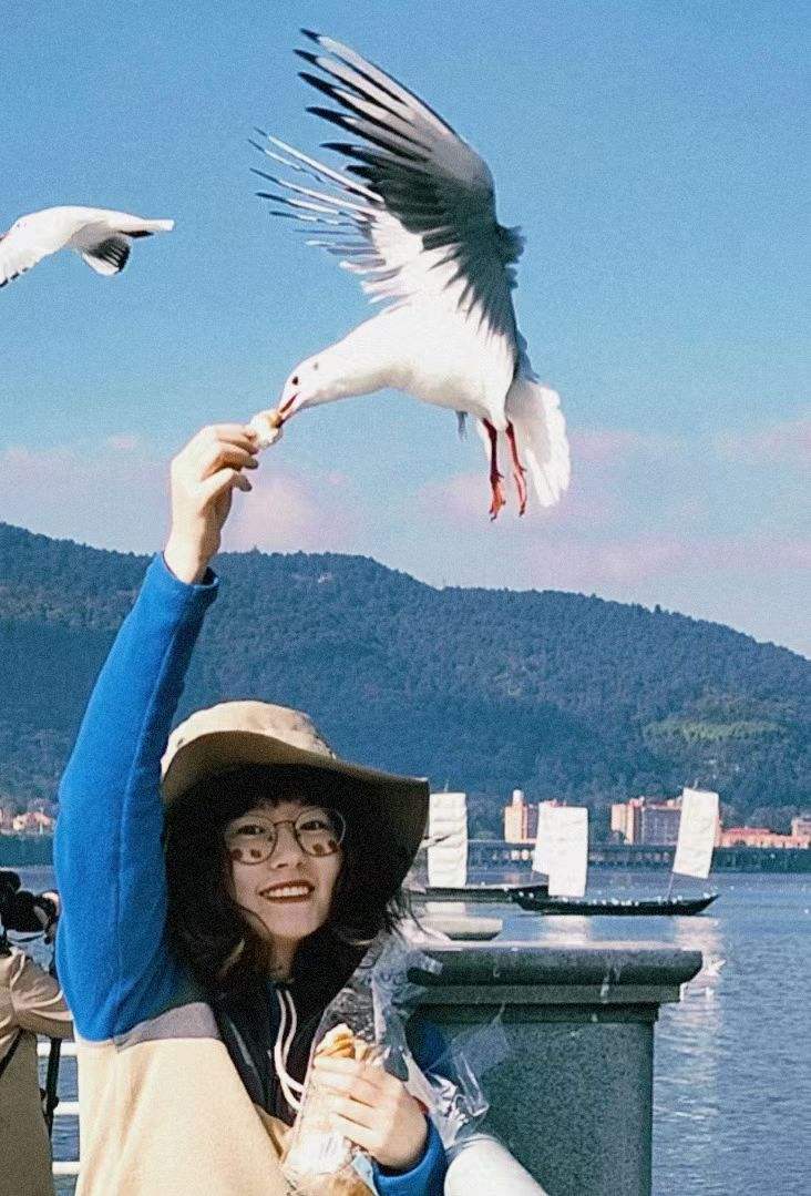 同事离职日子很好,同事辞职了活越来越多