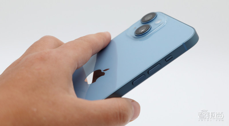 被“小看”的“大个子”，iPhone14Plus到底是谁的菜？