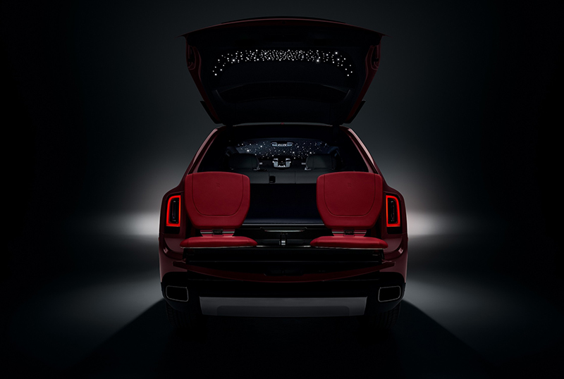 今日消费资讯：MACKAGE2022秋冬童装系列上线、劳斯莱斯库里南“时尚之源”典藏版发布