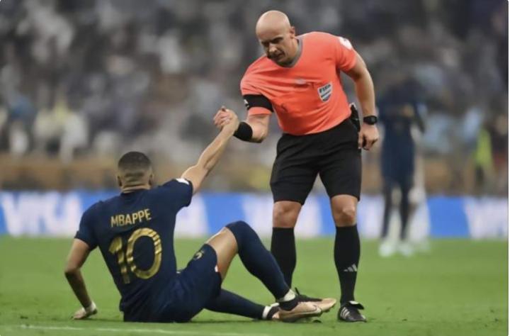 梅西点球未进球迷鼓励,梅西世界杯加时赛进球视频