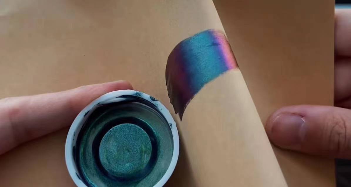 90后东北小伙手绘美钞,90后小伙手绘美刀惊动警察上门