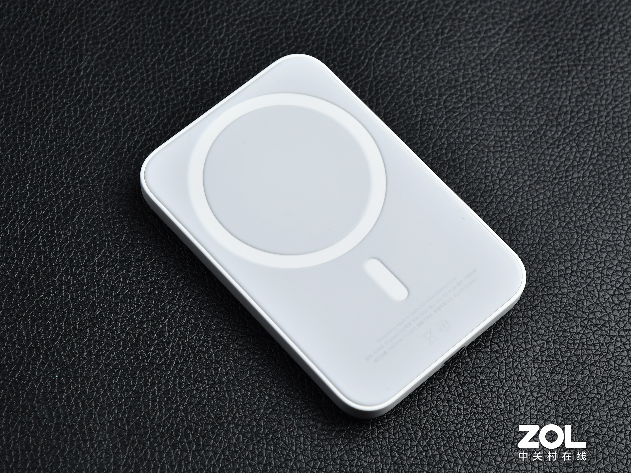 苹果Magsafe外接电池拆解,苹果magsafe磁吸电池有必要买吗